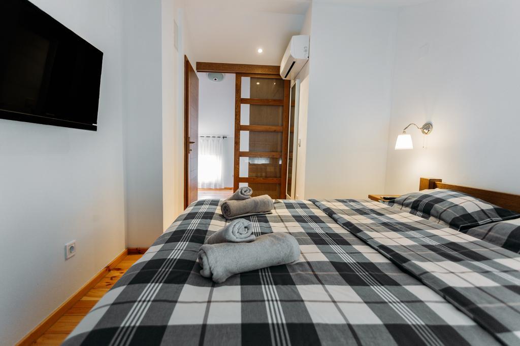 Apartamento Charming Old Stone House Sali Exterior foto